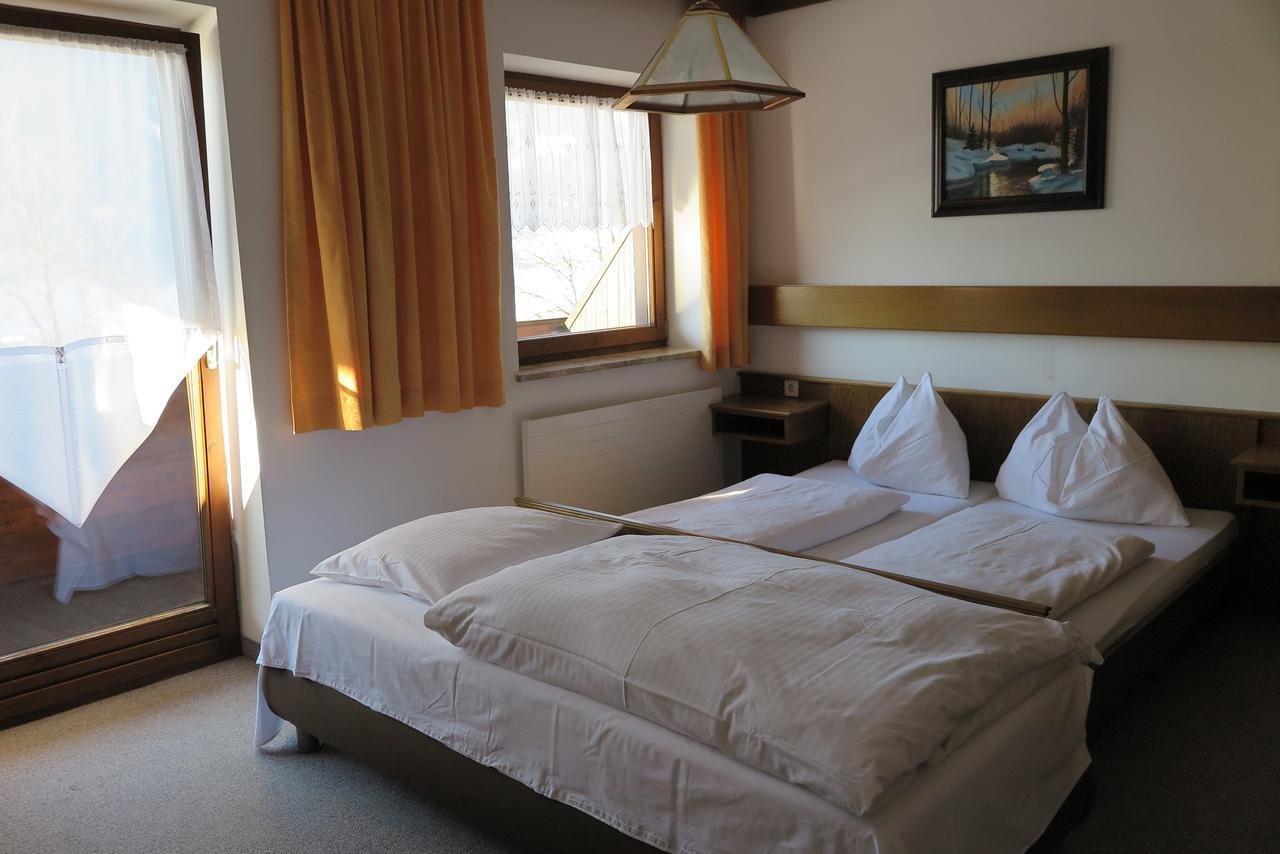 Apartamento Haus Enzian Sankt Johann im Pongau Habitación foto